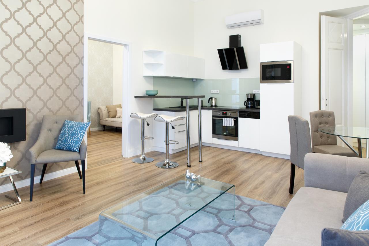 Julia Superior Apartment In The City Center. Budapest Luaran gambar